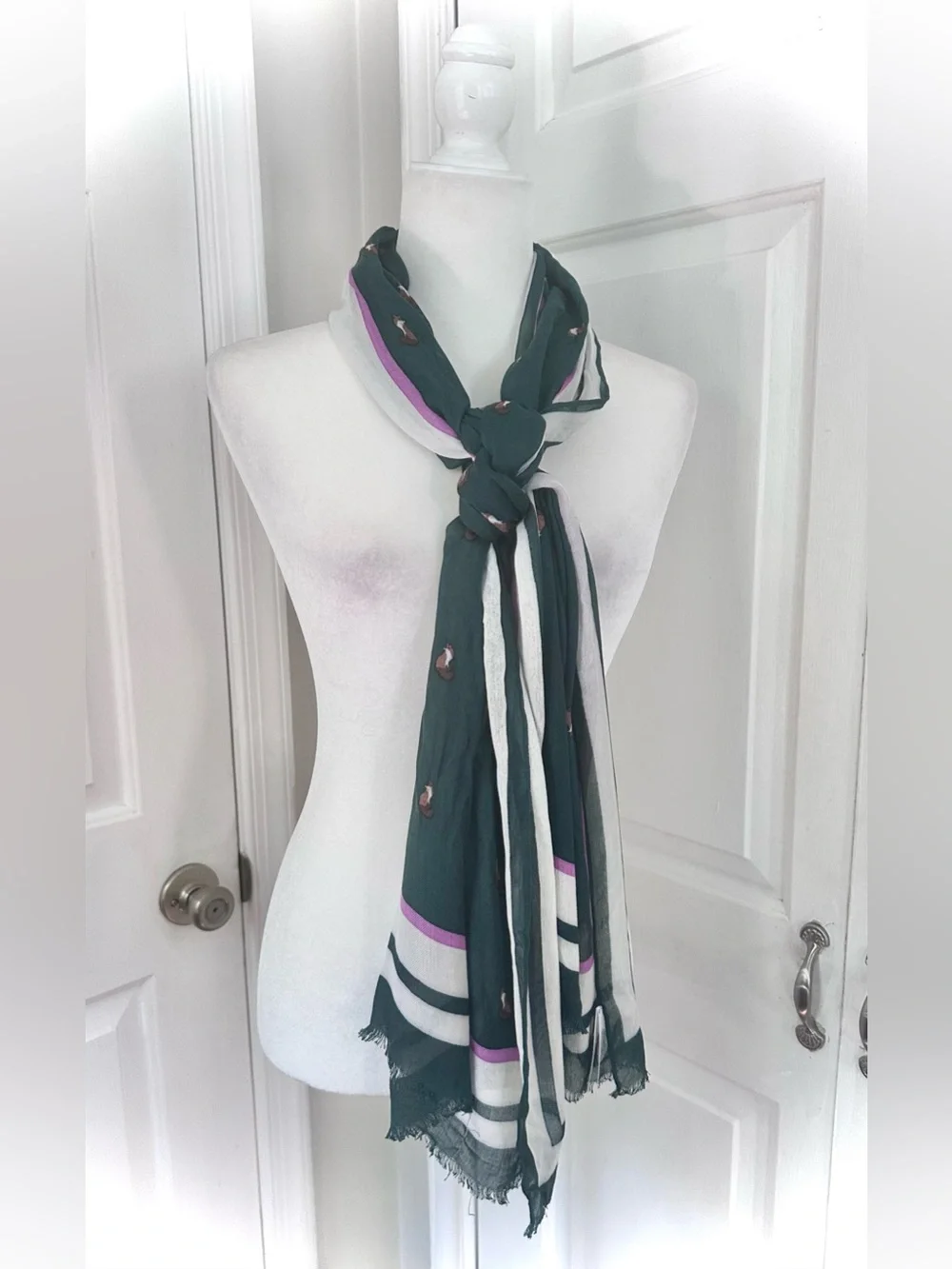Talbots Green Fox Print Viscose Scarf Lilac Stripe